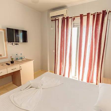 Hotel Azzurro 3* Vlorë